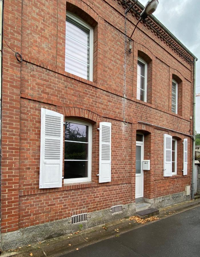 Gite D L'Ardoise Prive Fumay Extérieur photo