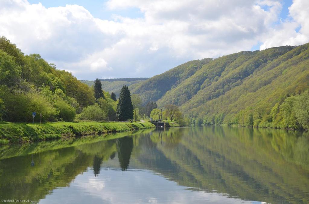 Gite D L'Ardoise Prive Fumay Extérieur photo